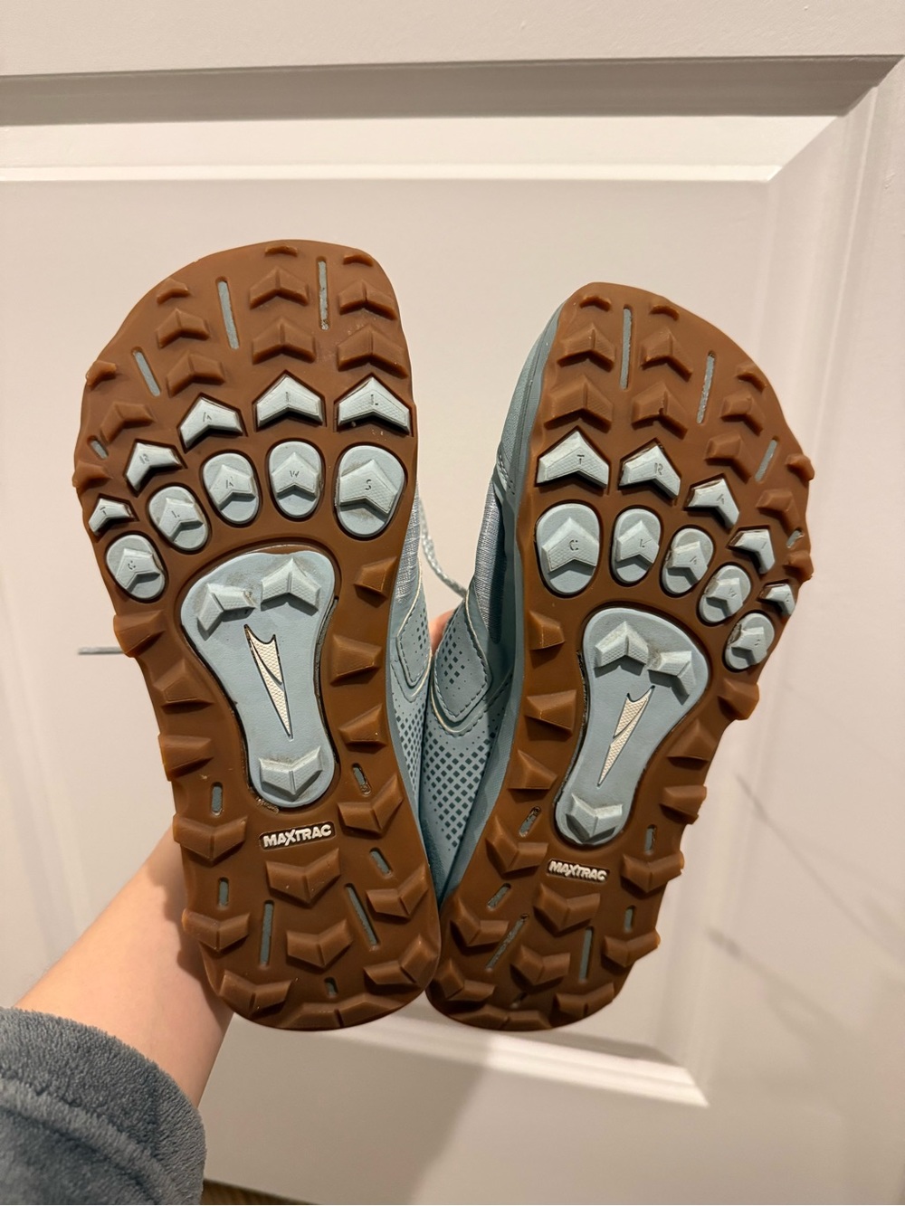 Altra Sneakers - Picture 4 of 4